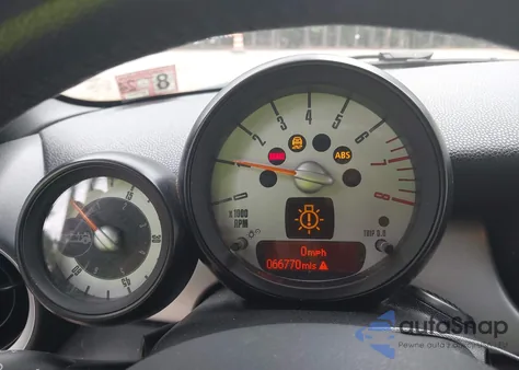 2013 Mini Convertible Cooper из США, поврежденный, VIN WMWZN3C51DT266324